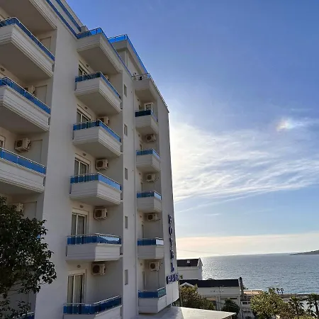 Bella Vista Hotel 4*