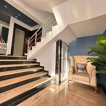 Bella Vista ホテル 4*