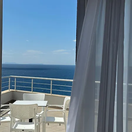 Bella Vista 4*